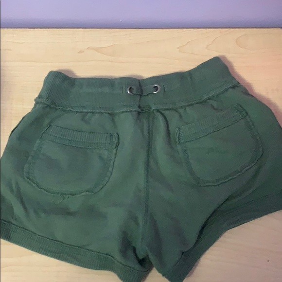 Army green lounge shorts - Picture 4 of 4